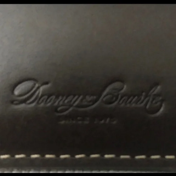 Dooney & Bourke T’Moro Brown Leather Card Holder Sample. Great stocking stuffer! - Picture 2 of 10